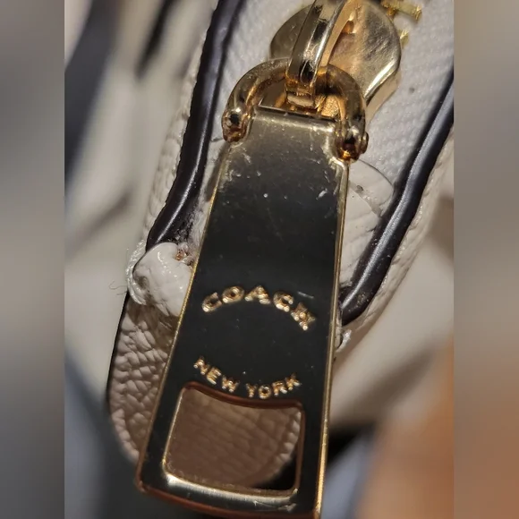 Coach Off-White Tote Bag - Picture 7 of 9